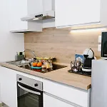 Apartment Dream Homes *